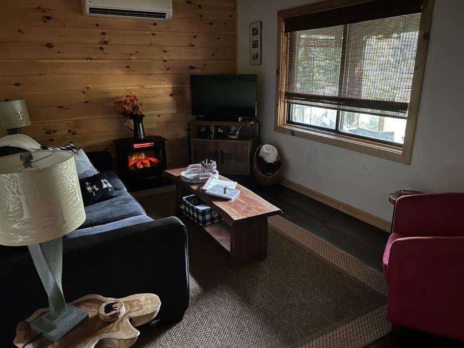 Cabin At The Cove At Watauga Lake Butler Екстериор снимка